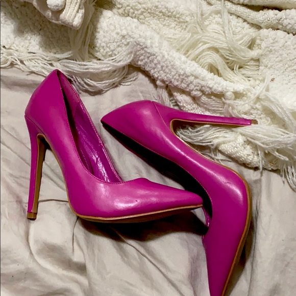 Shoe Republic LA Shoes - Pink heels!💖